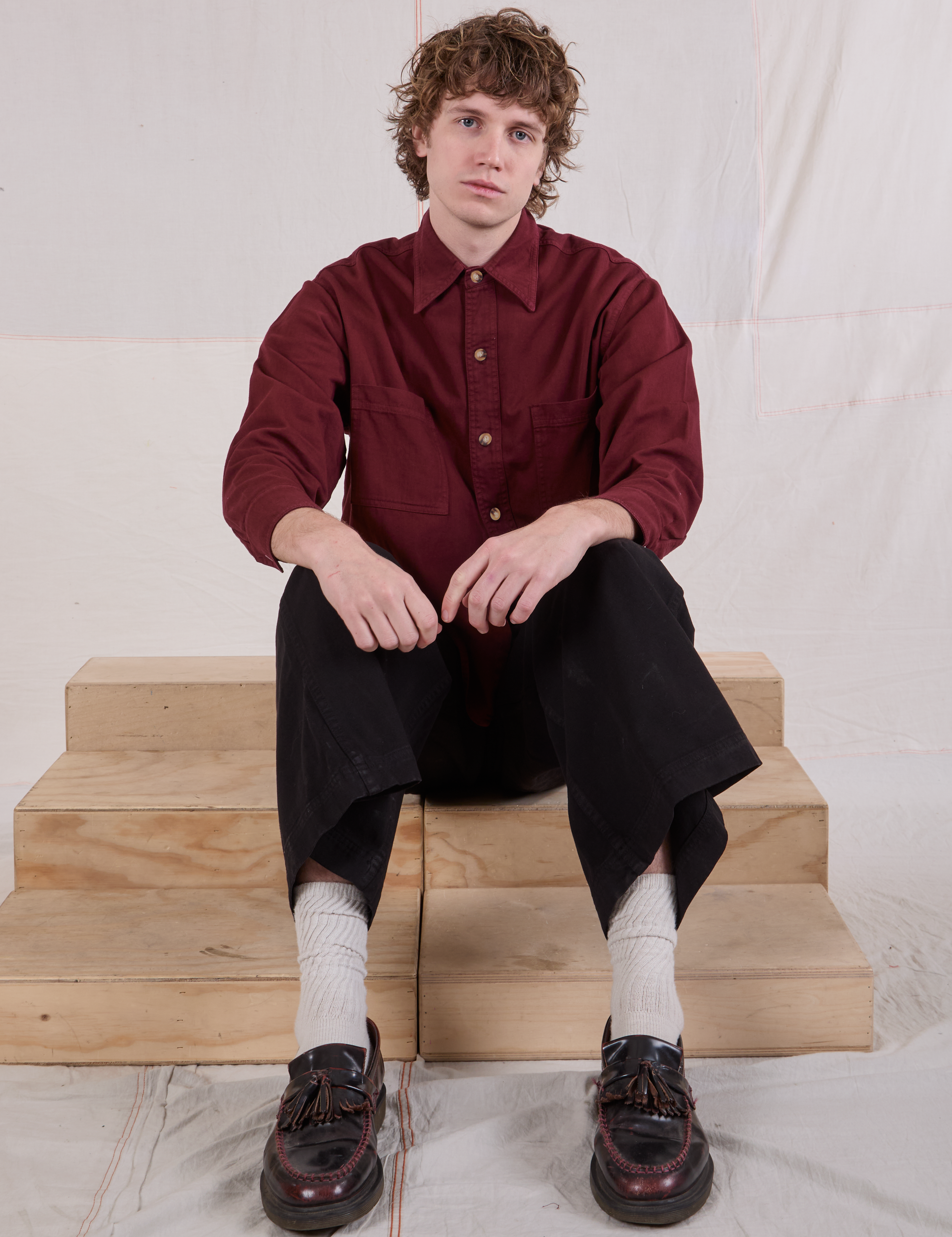 Cropped Overshirt in Red Wine on Quinn