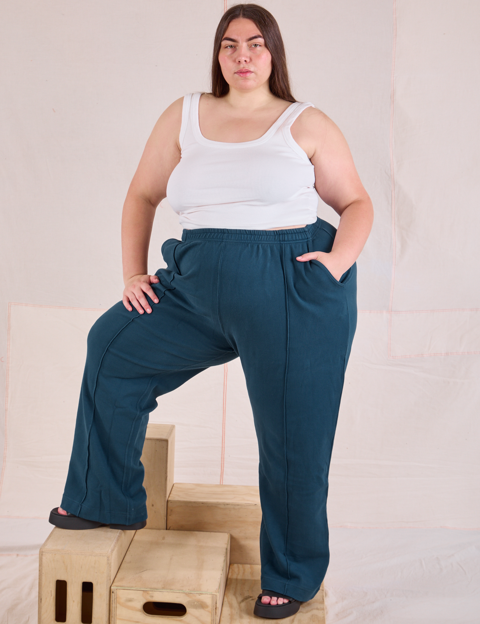 Marielena is 5&#39;8&quot; and wearing 2XL Easy Western Pants in Lagoon