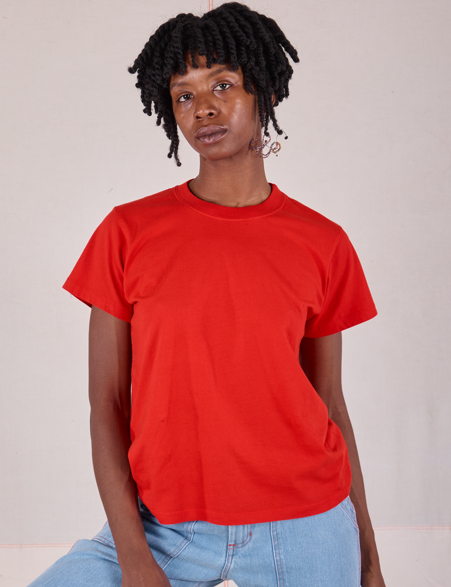 Cheyann is 5’11” and wearing XXS Organic Vintage Tee in Mustang Red