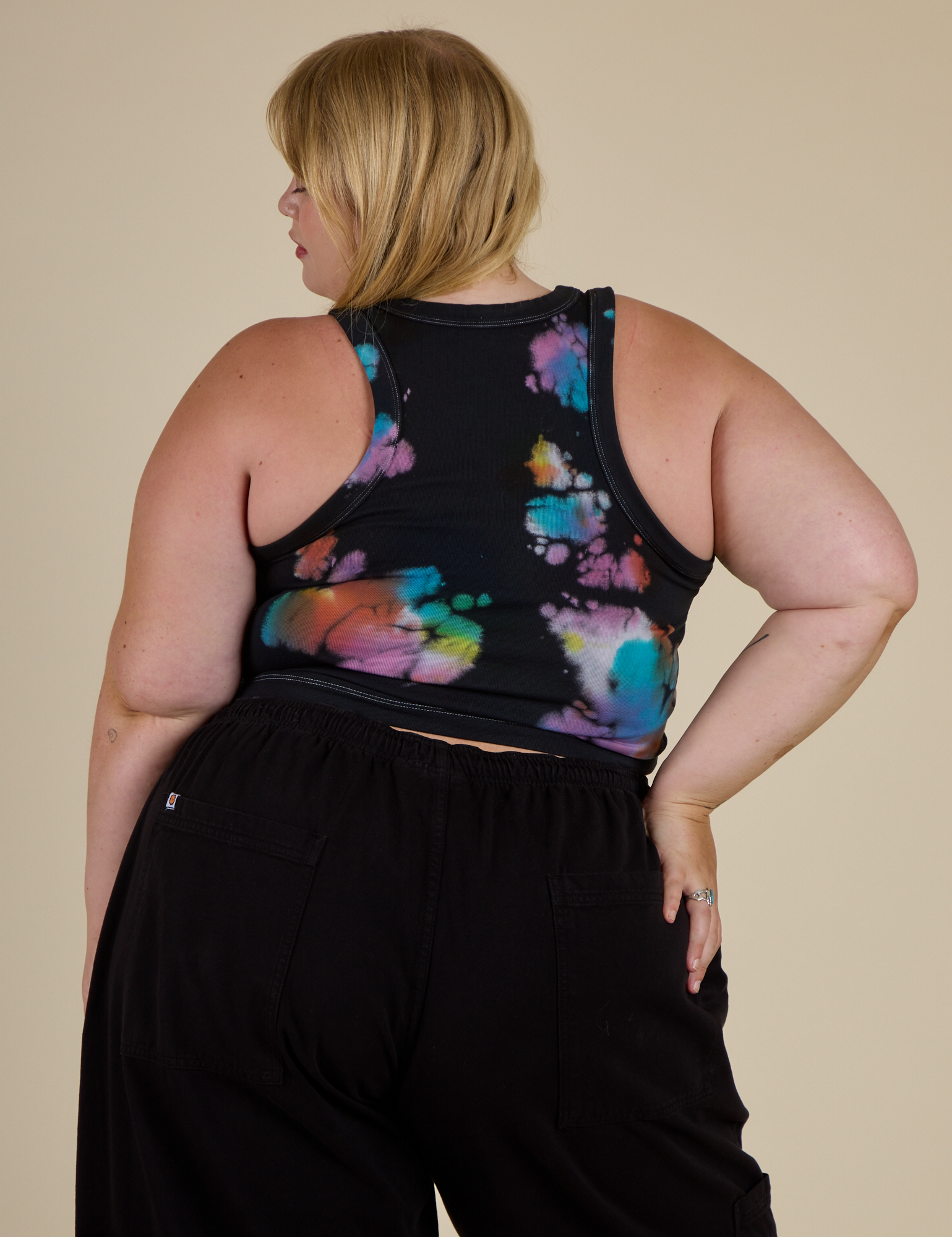 *PRE-ORDER* Rainbow Magic Waters Porthole Tank
