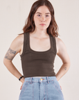 Hana is 5'3" and wearing P Cropped Tank Top in Espresso Brown