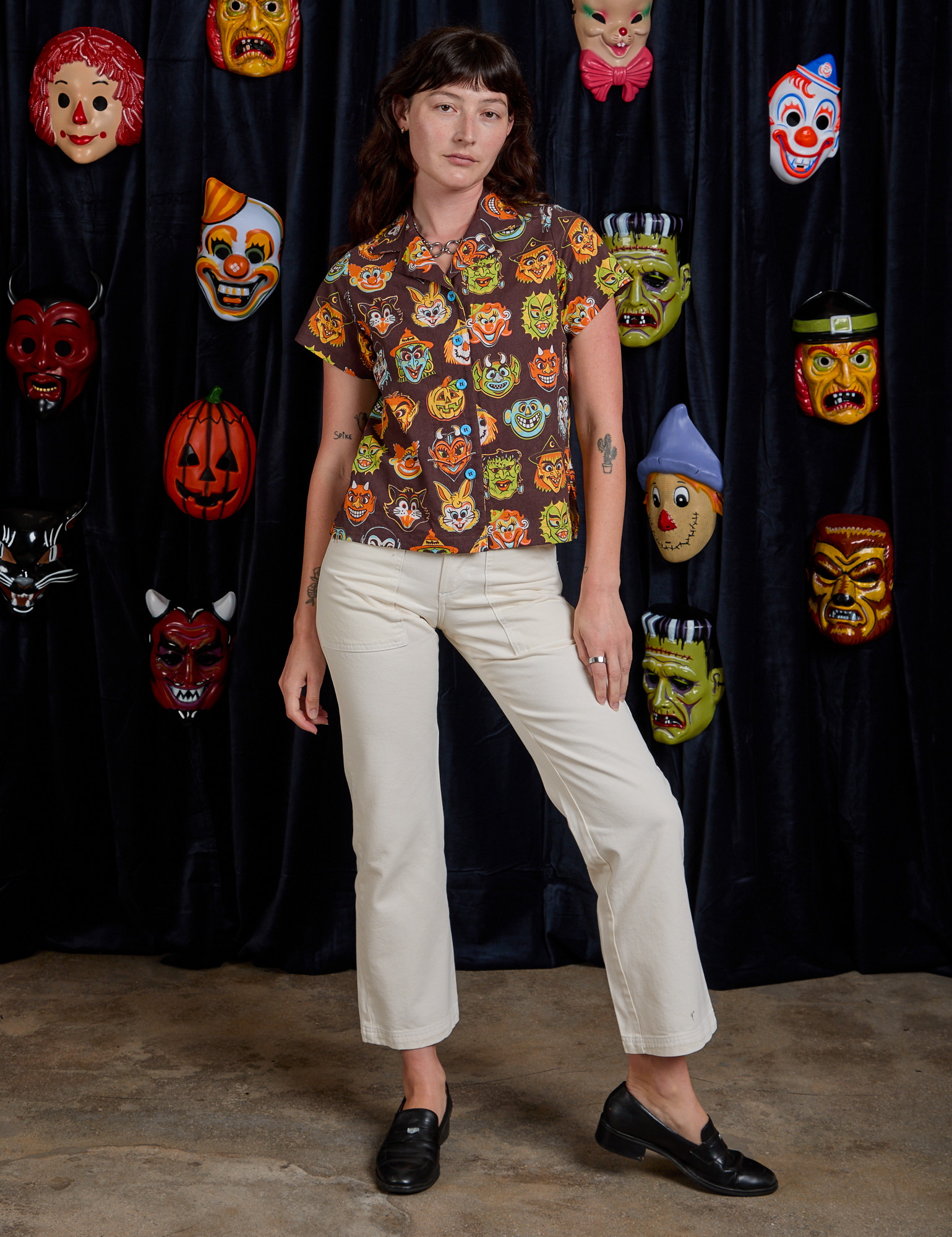 Halloween Masks Pantry Button-Up and vintage tee white worn by Alex