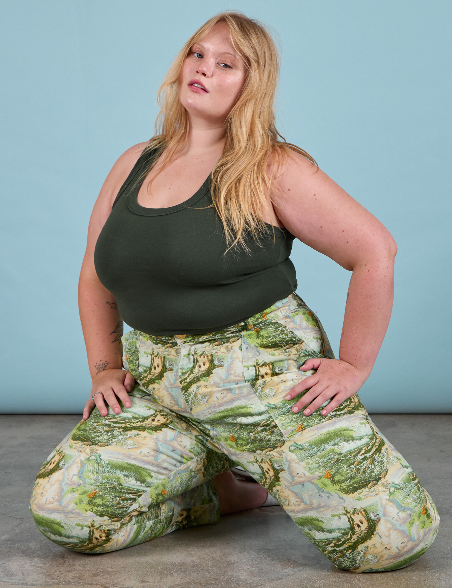 Work Pants in Ocean and Sky and swamp green Tank Top worn by Juliet