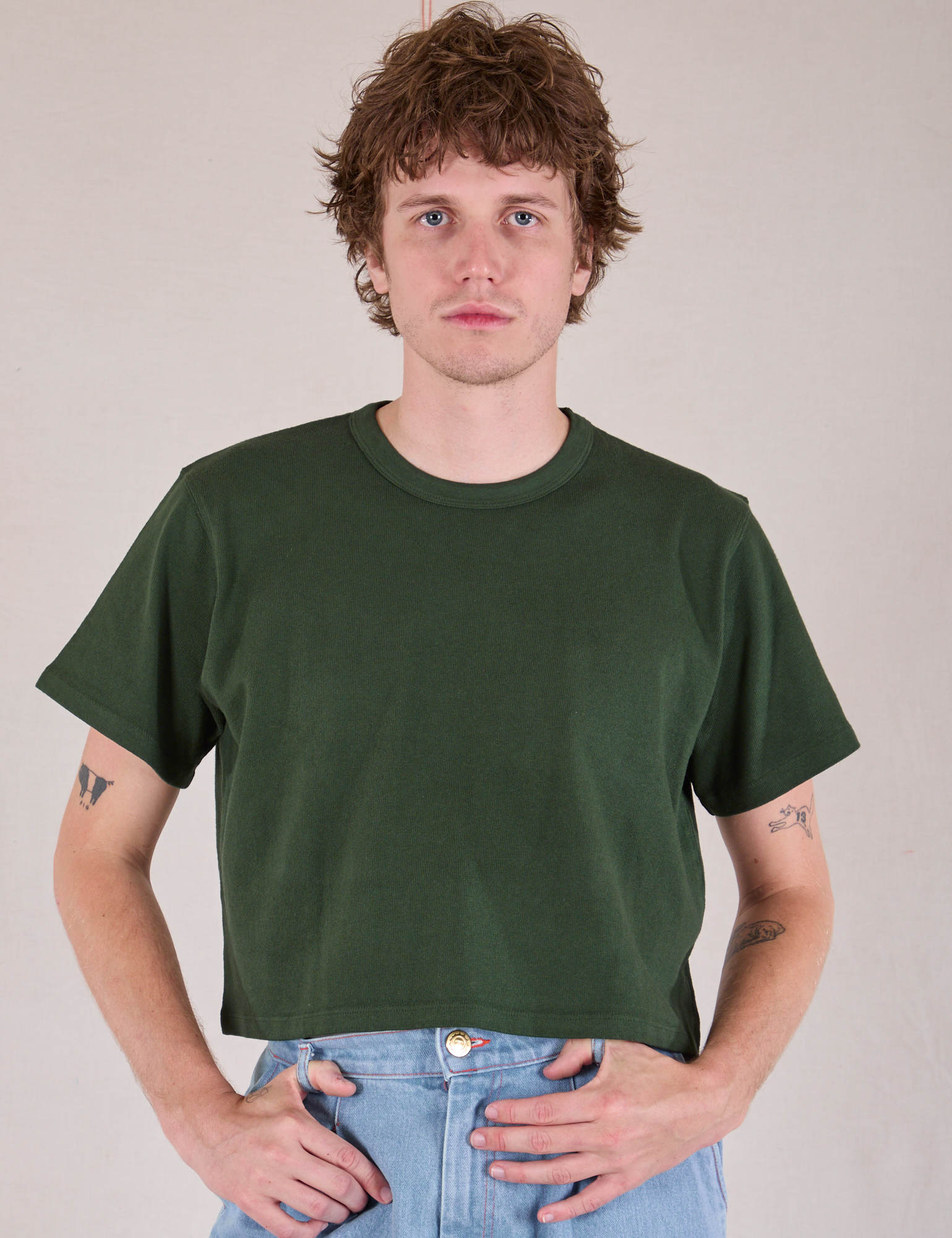 Cropped Burly Tee in Swamp Green on Quinn