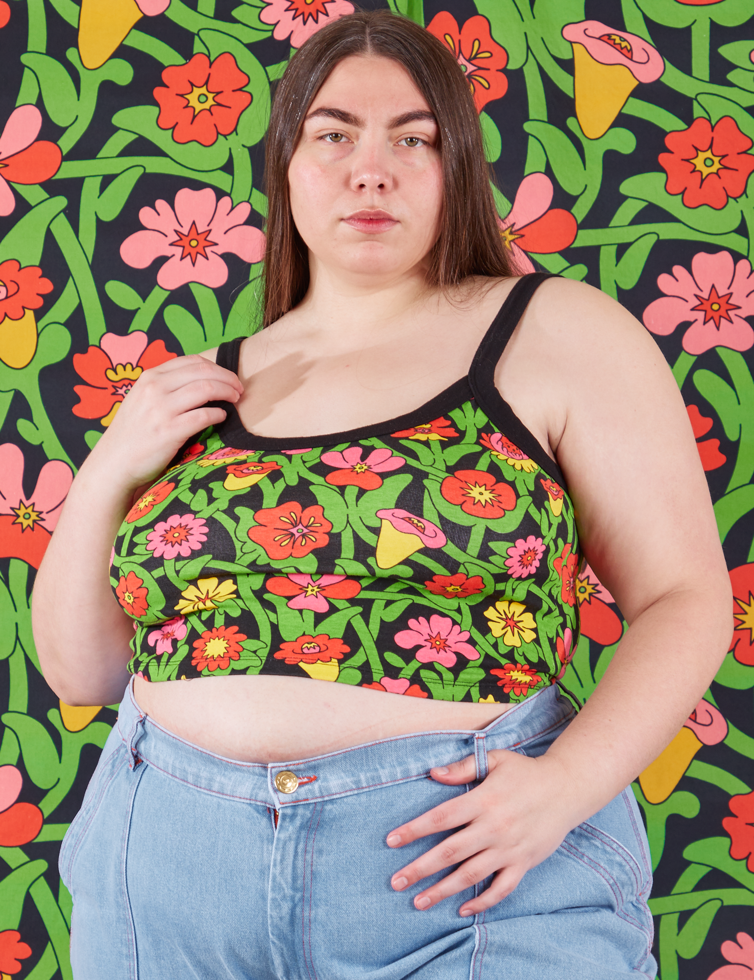 Marielena is 5&#39;8&quot; and wearing 1XL Flower Tangle Cami