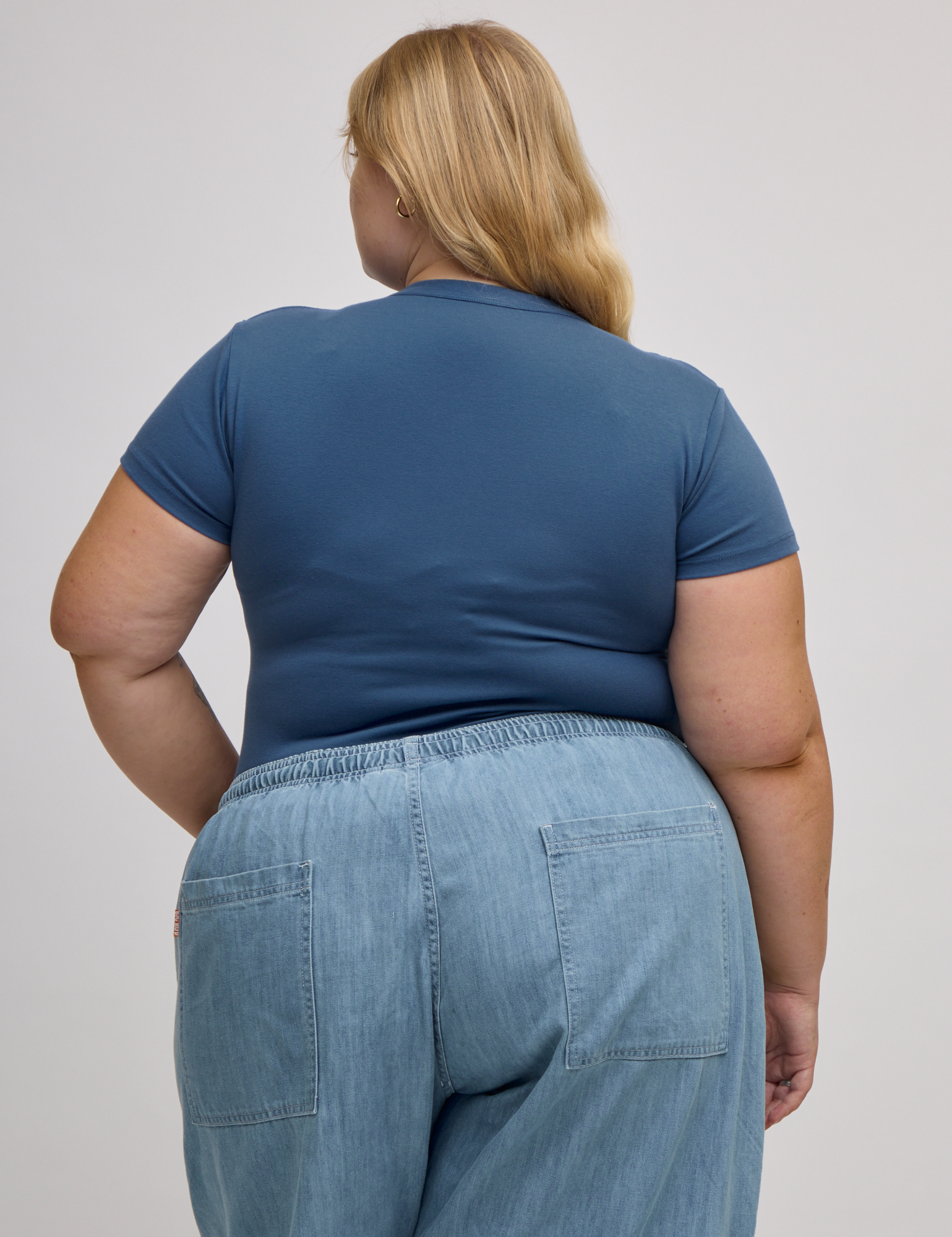 Back view of Baby Tee in French Blue on Juliet