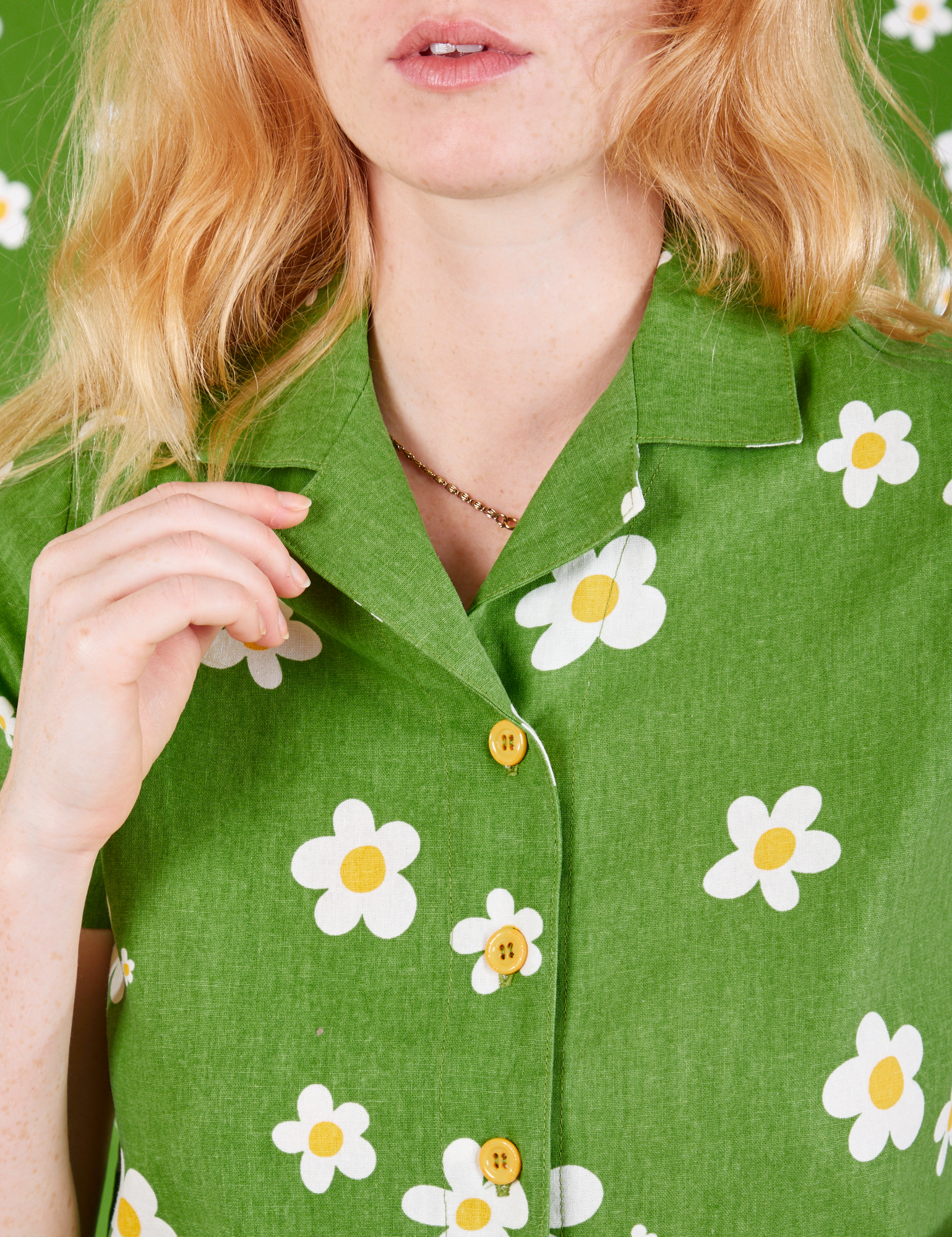 Pantry Button-Up in Bob Baker Flower front close up on Margaret