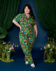 Ashley is 5'7" and wearing 1XL Pond Party Print Jumpsuit