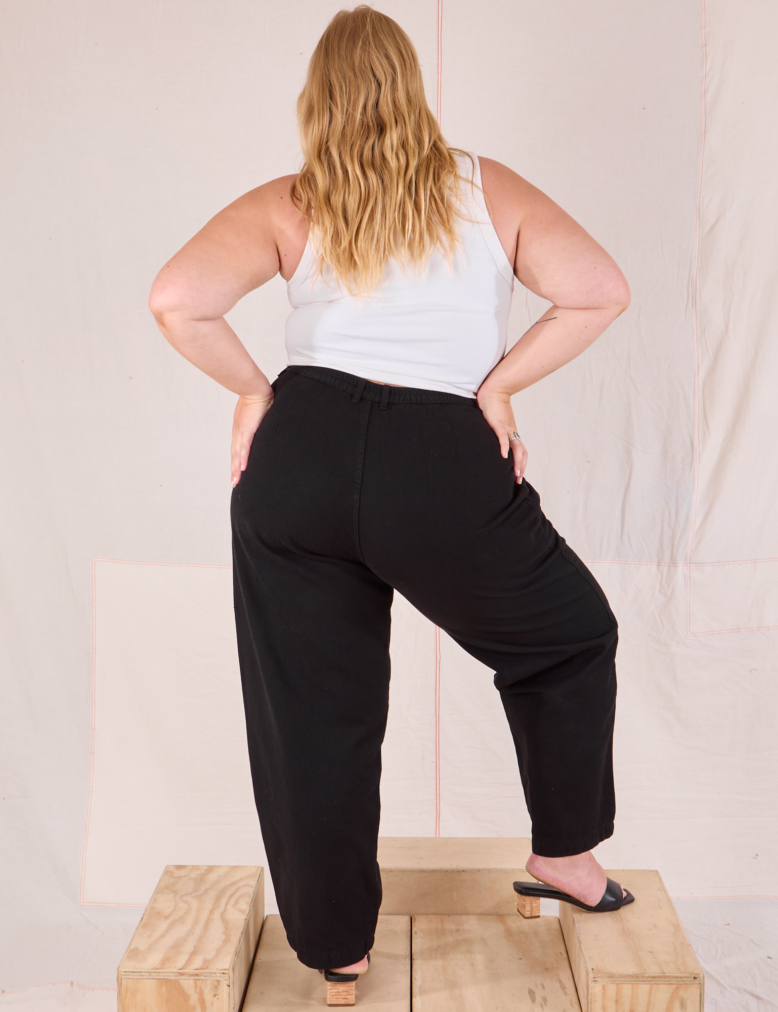 Heritage Trousers in Basic Black back view on Juliet