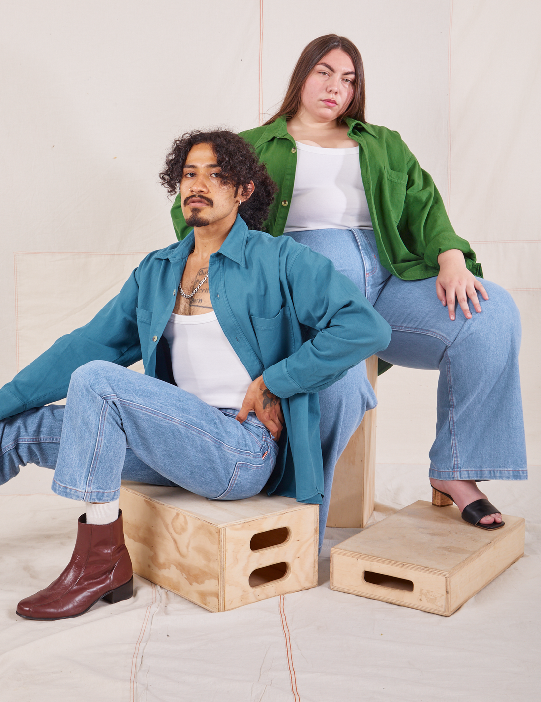 Jesse is wearing Oversize Overshirt in Marine Blue and Marielena is wearing Oversize Overshirt in Lawn Green
