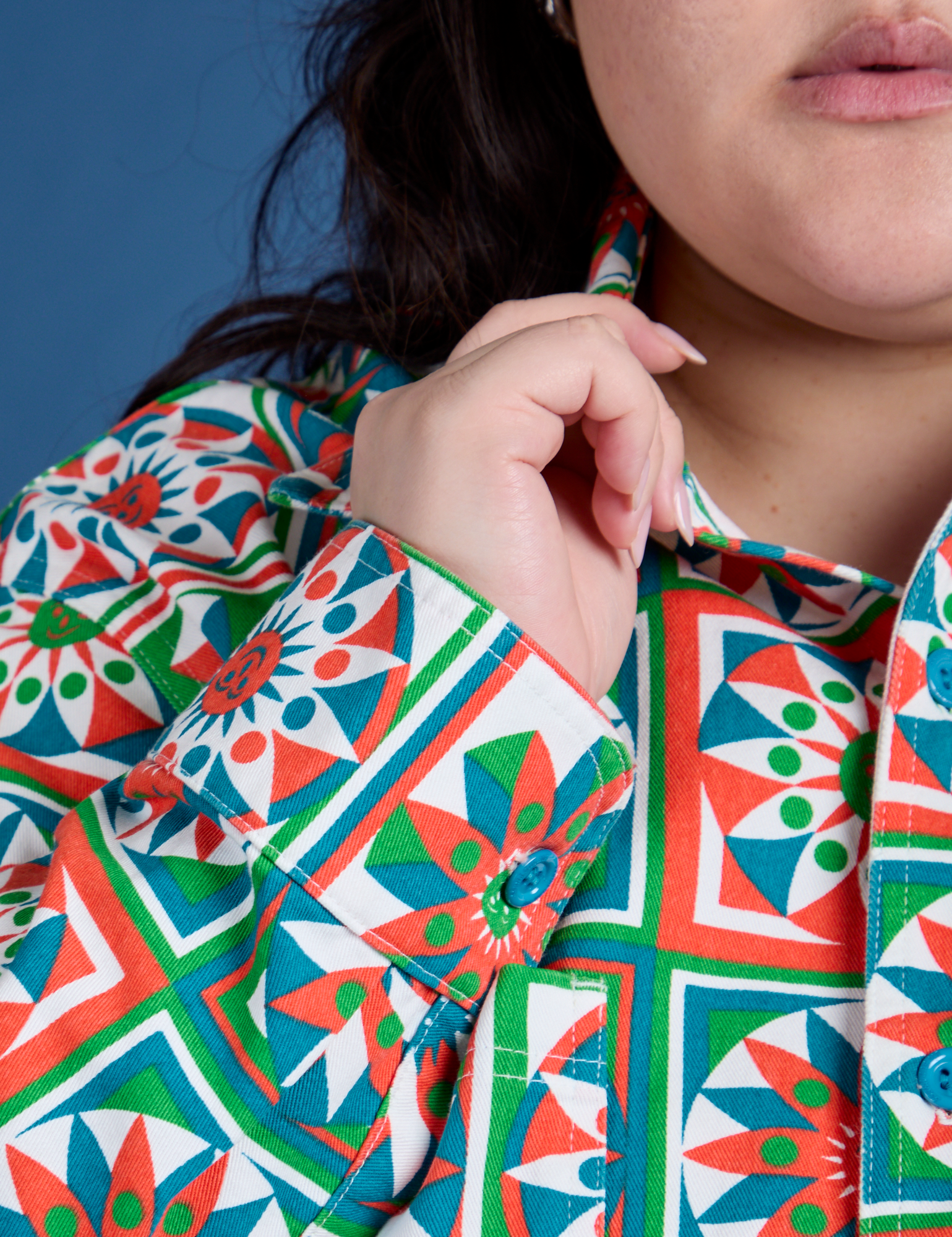 Cropped Overshirt in Quilt Print close up on Ashley