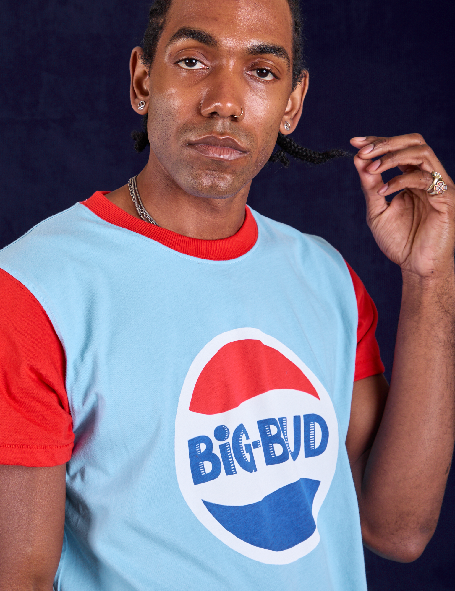 Vintage Tee in Cola close up