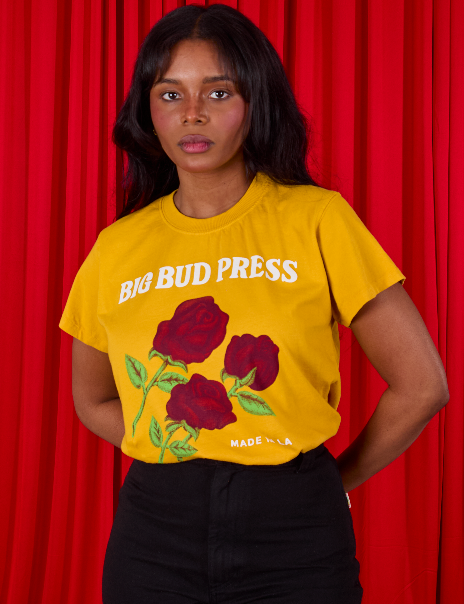 Kandia is 5&#39;3&quot; and wearing XXS 3 Roses Organic Tee