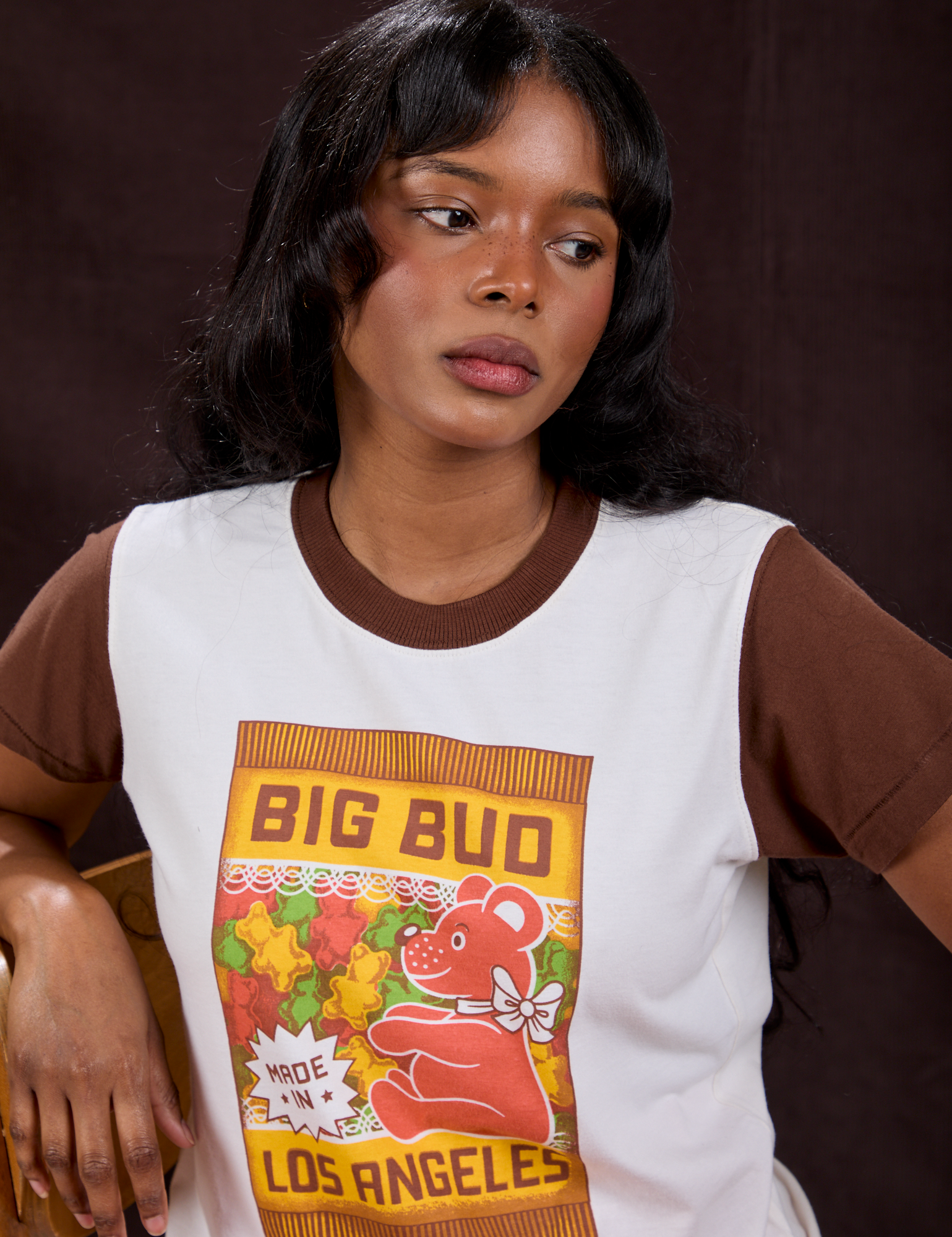 Vintage Tee in Gummy Bear close up on Kandia