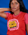 Vintage Tee in Pop Rocks Explosion close up on Kandia