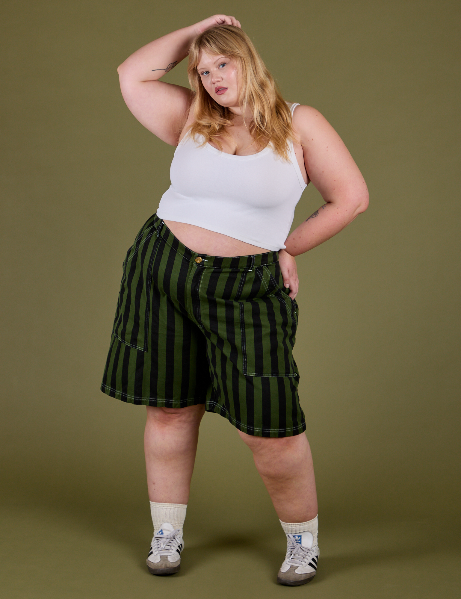 Longline Work Shorts in Evergreen and Cropped Tank in Vintage Tee White on Juliet