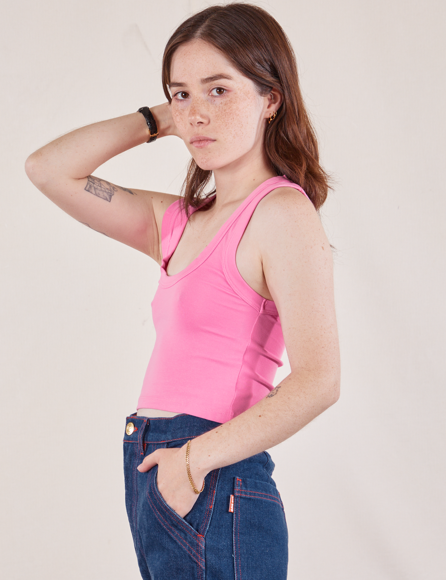 Cropped Tank Top in Bubblegum Pink side view on Hana