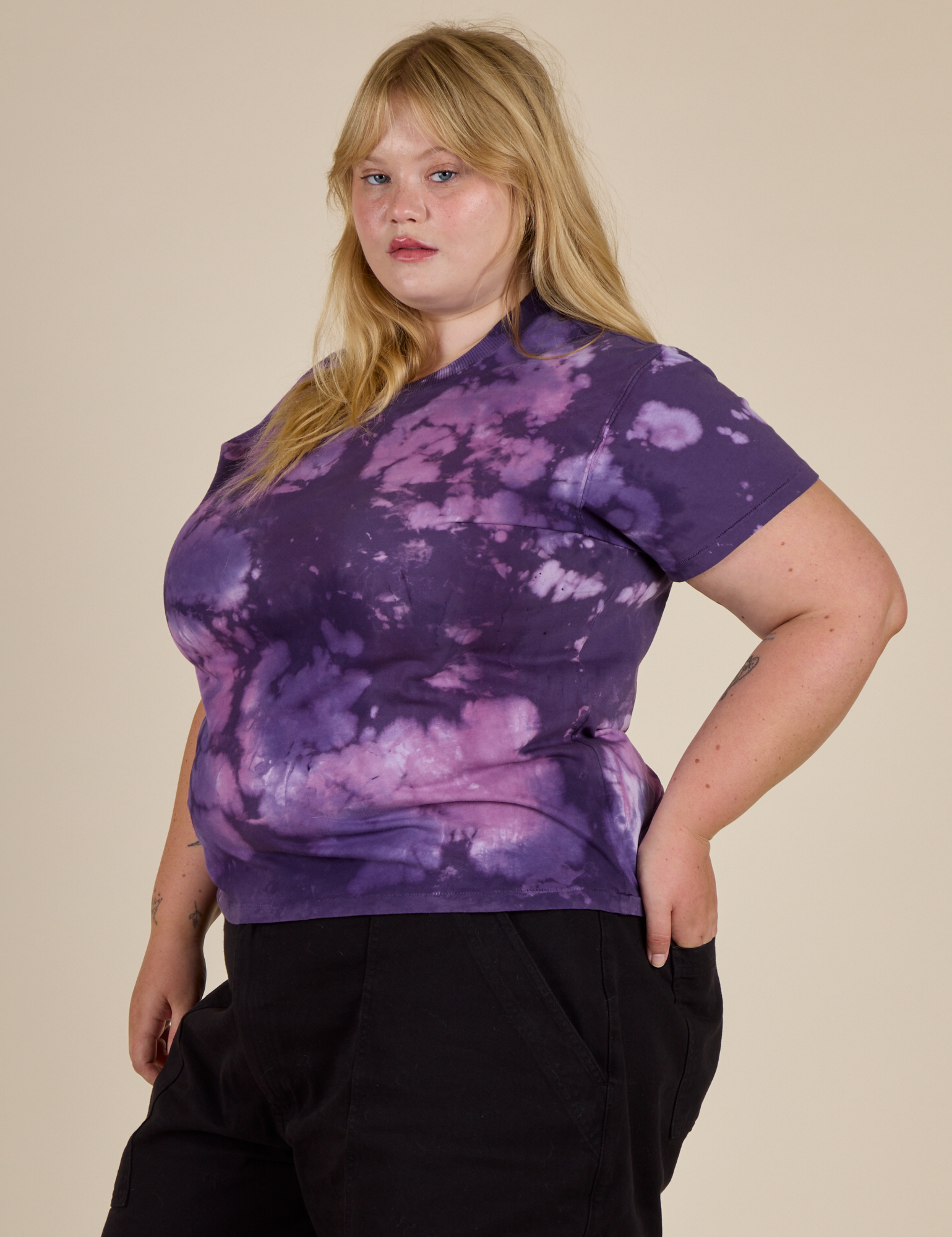Magic Waters Vintage Tee - Dark Lavendar