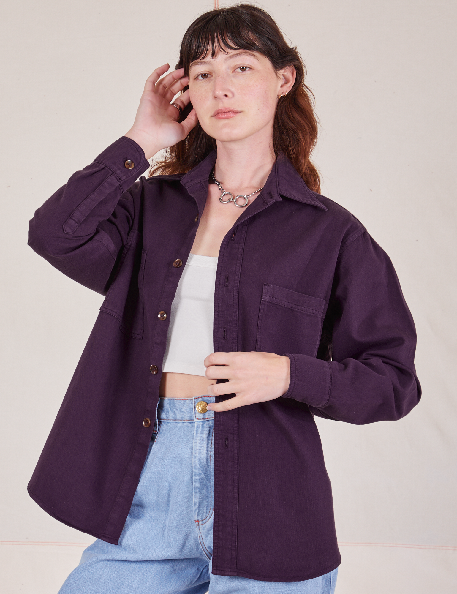 Alex is 5&#39;8&quot; and wearing P Oversize Overshirt in Nebula Purple