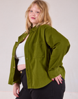 Cropped Overshirt in Summer Olive side view on Juliet