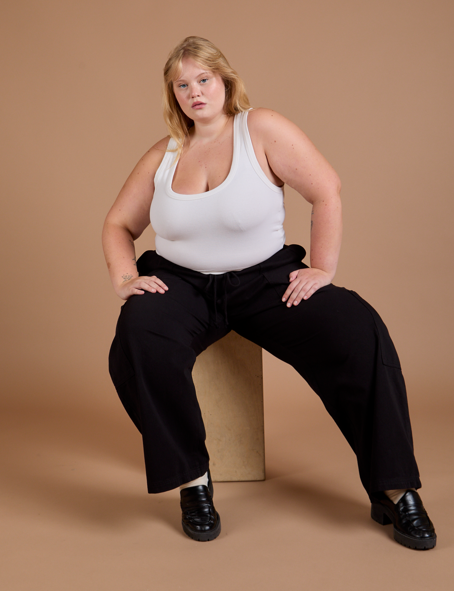 Drop Pocket Cargo Pants in Basic Black and Cropped Tank in vintage tee white on Juliet