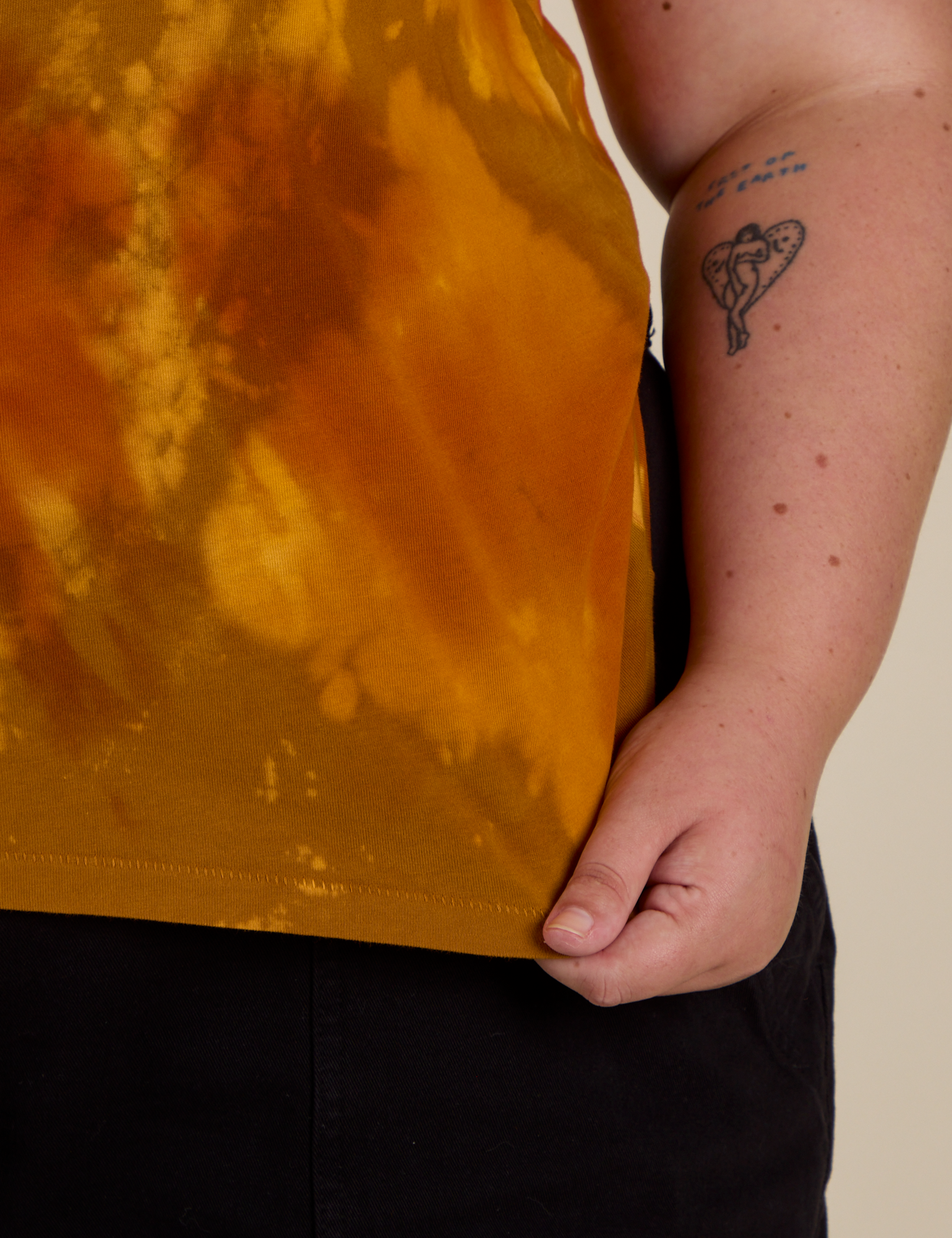 Magic Waters Vintage Tee - Orange