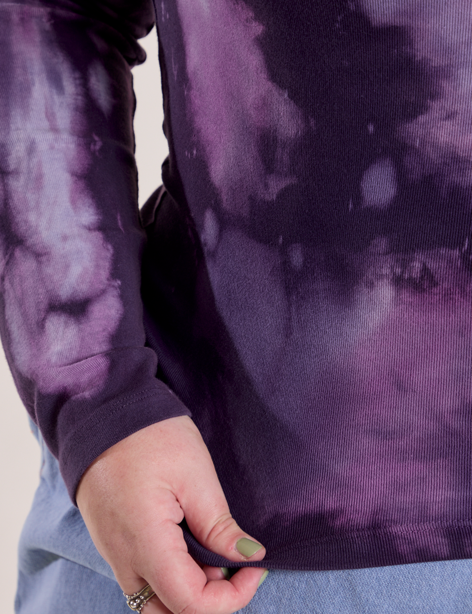 Long Sleeve Baby Tee in Dark Lavender bottom close up on Juliet