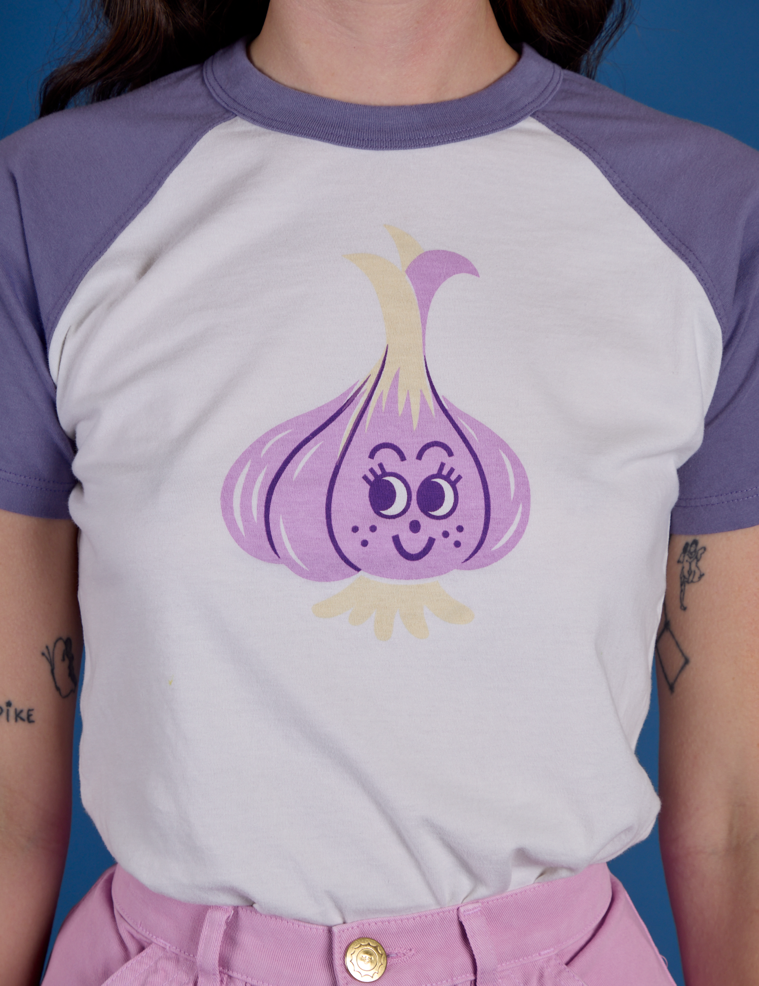 Produce Raglan Tee - Garlic