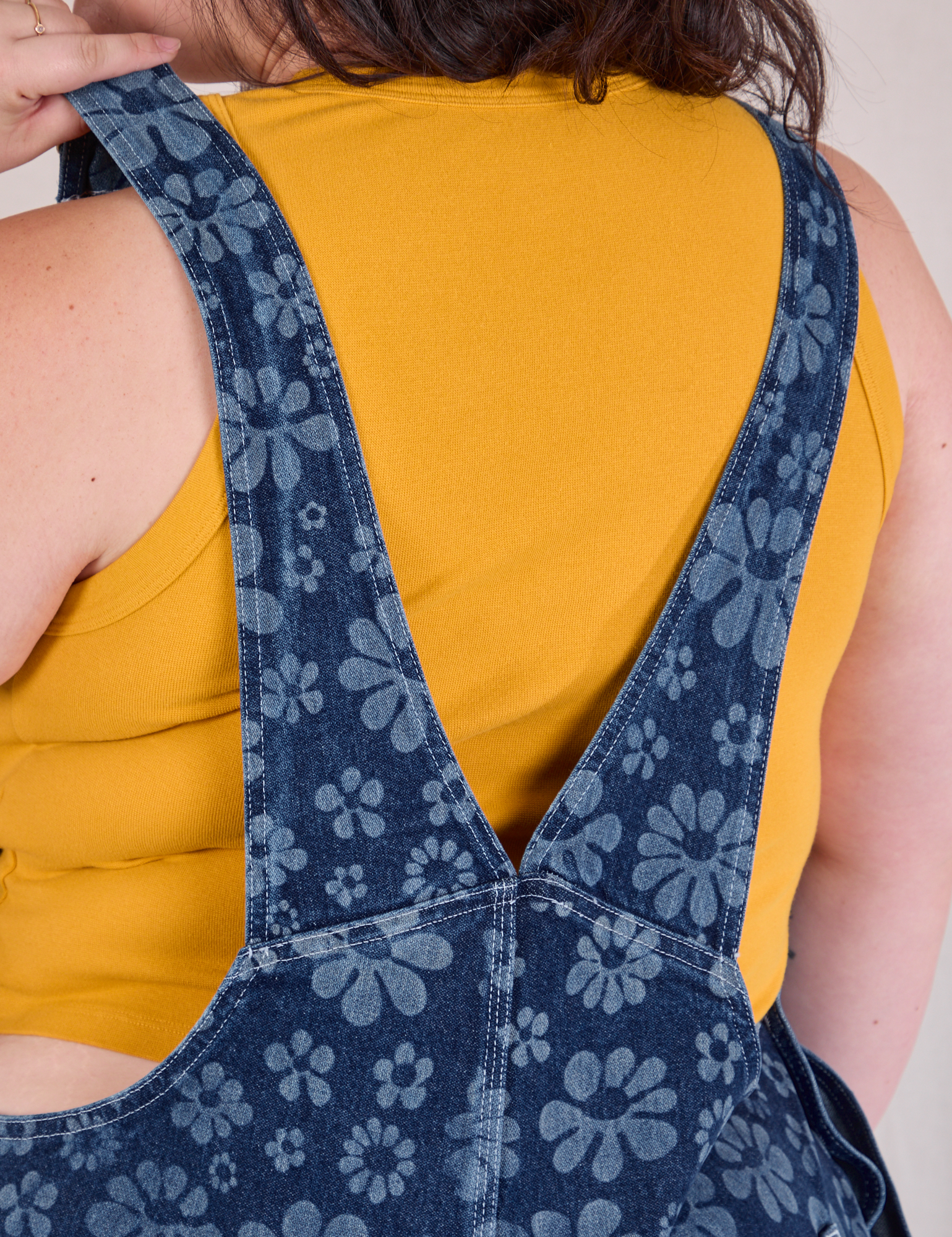Carpenter Overalls in Lazy Daisy back close up on Ashley