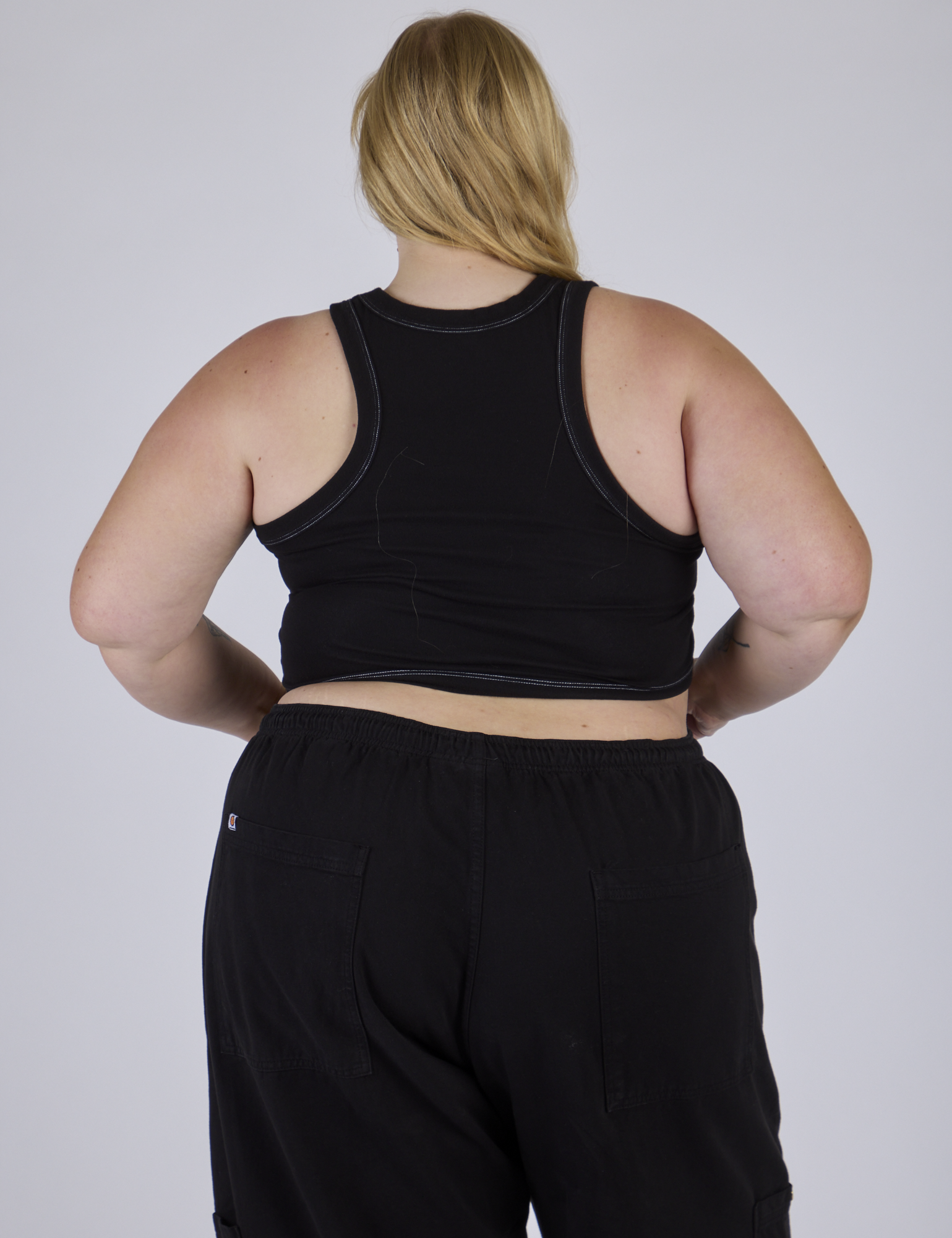 Porthole Tank - Basic Black – BIG BUD PRESS