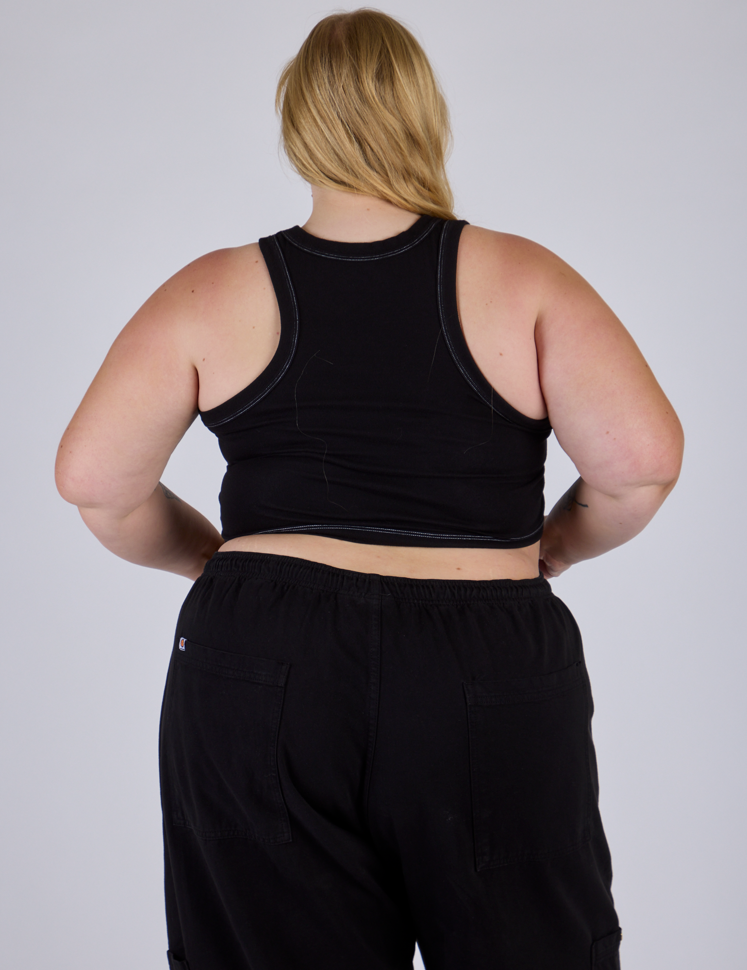 Porthole Tank - Basic Black