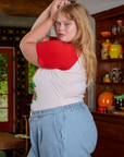 Short Sleeve Raglan Tee in Tomatoes side view on Juliet