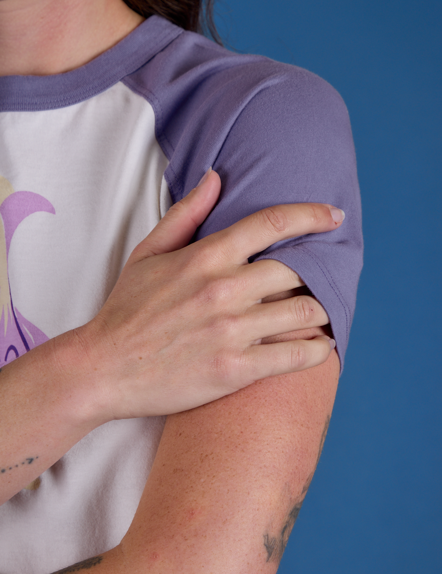 Produce Raglan Tee - Garlic