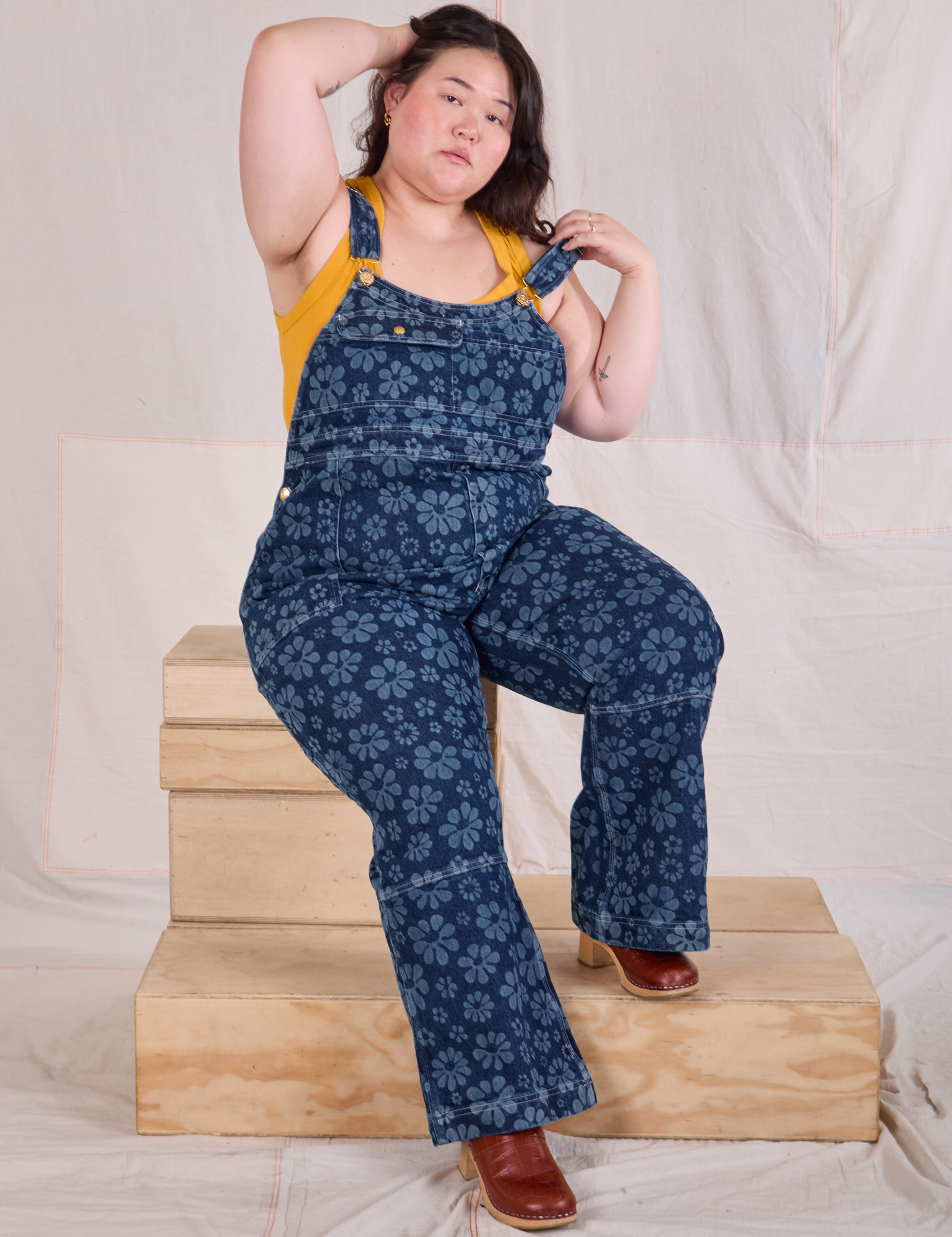 Carpenter Overalls in Lazy Daisy worn by Ashley