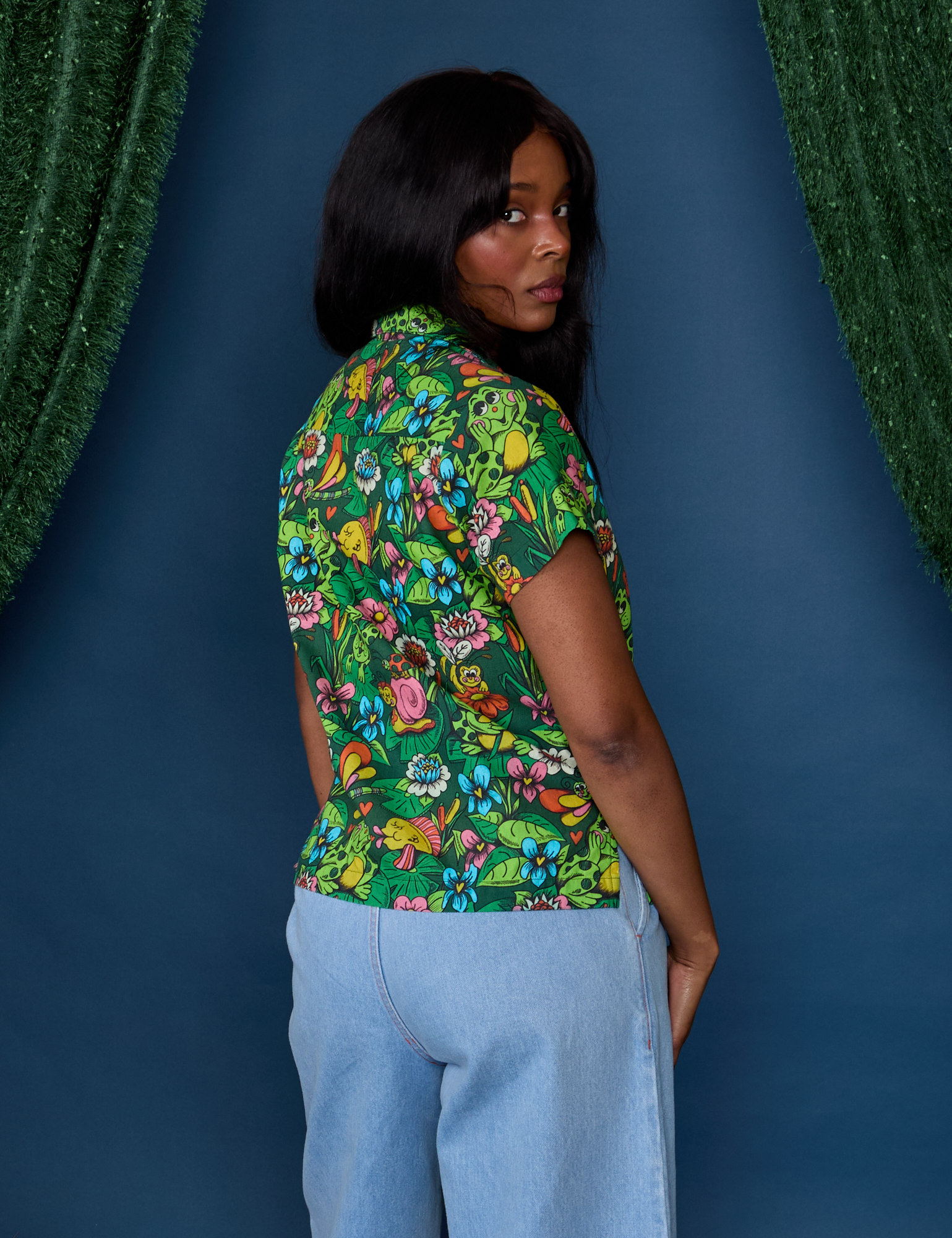 Pond Party Pantry Button-Up