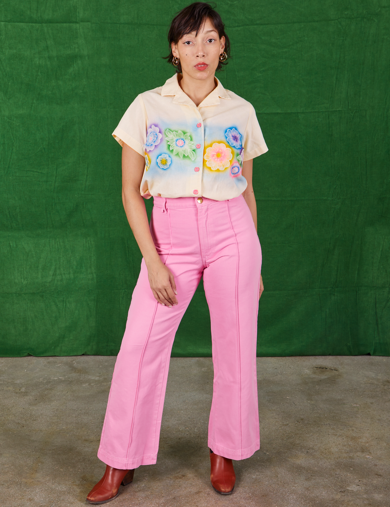 Tiara is wearing Pantry Button-Up in Lace Airbrush and bubblegum pink Western Pants