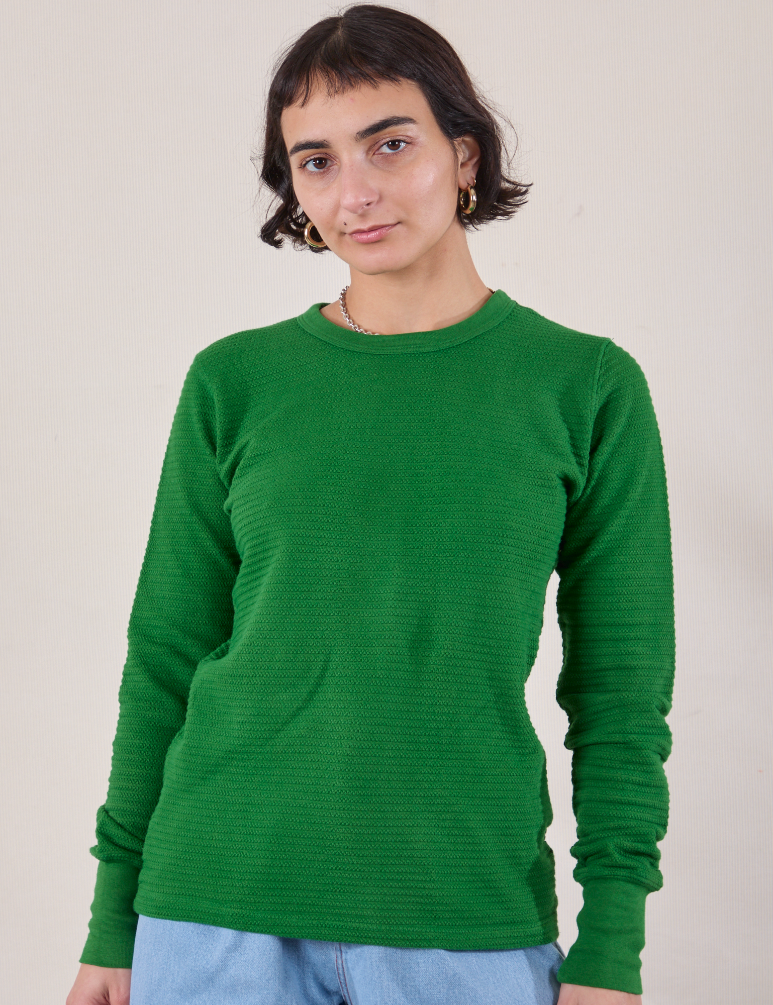 Soraya is wearing Honeycomb Thermal in Forest Green