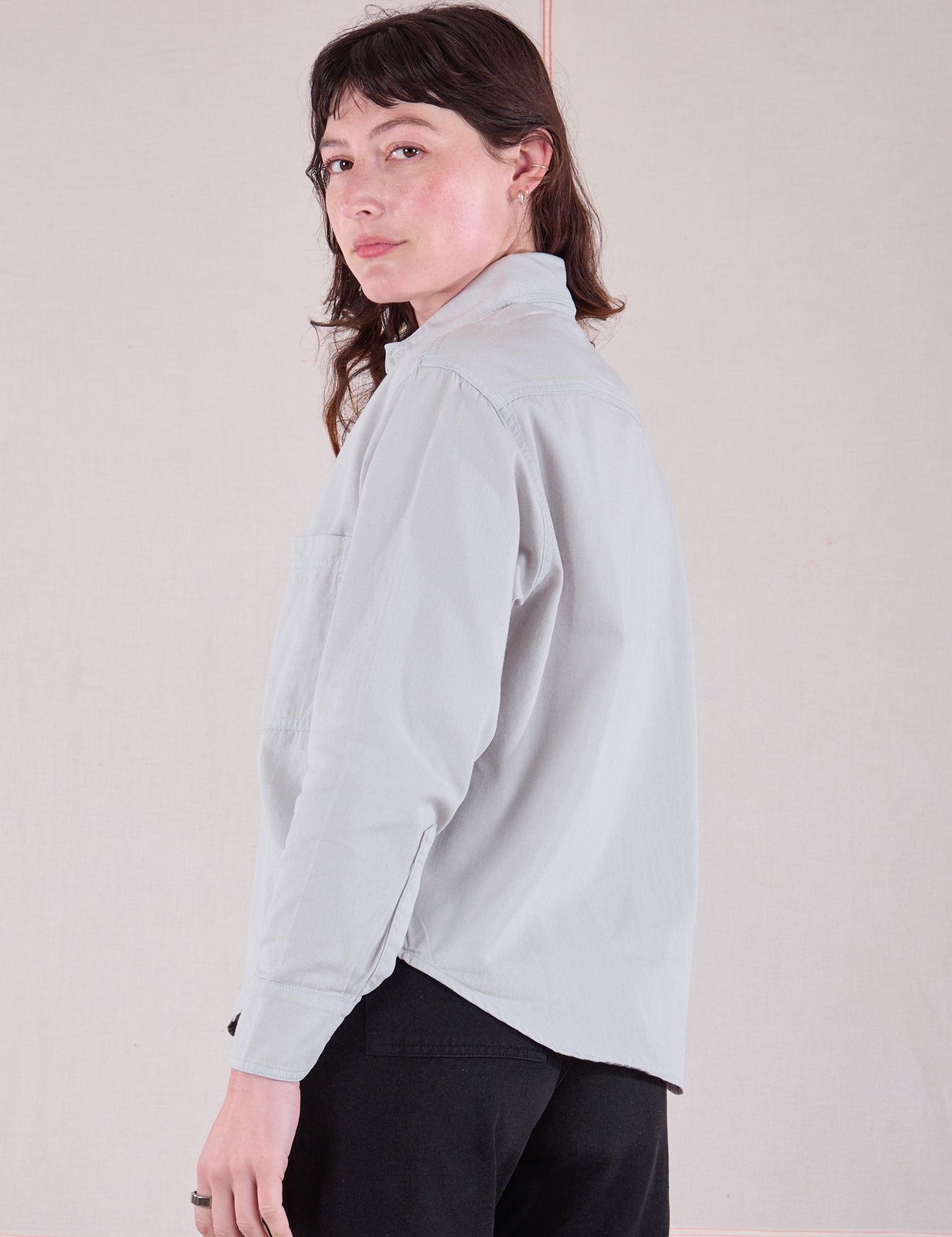 Cropped Overshirt in Stone White side view on Alex