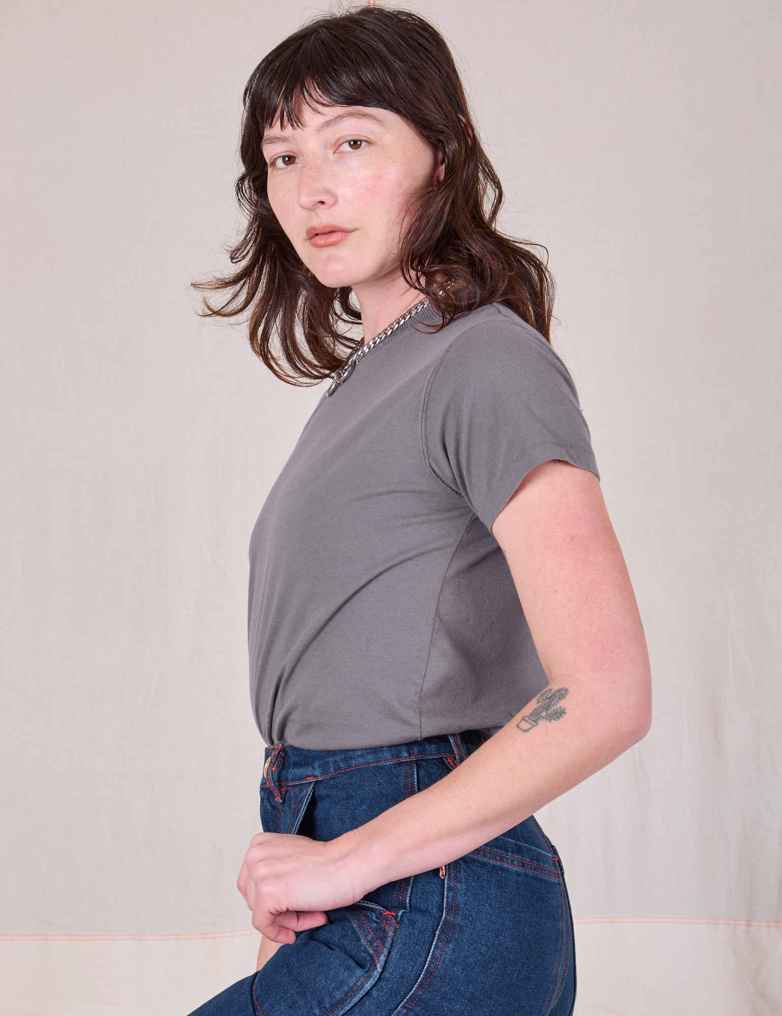 Organic Vintage Tee in Washed Grey side view on Alex