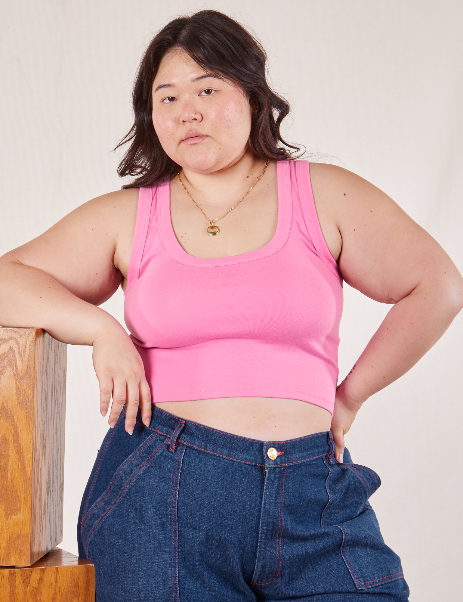 Ashley is wearing Cropped Tank Top in Bubblegum Pink