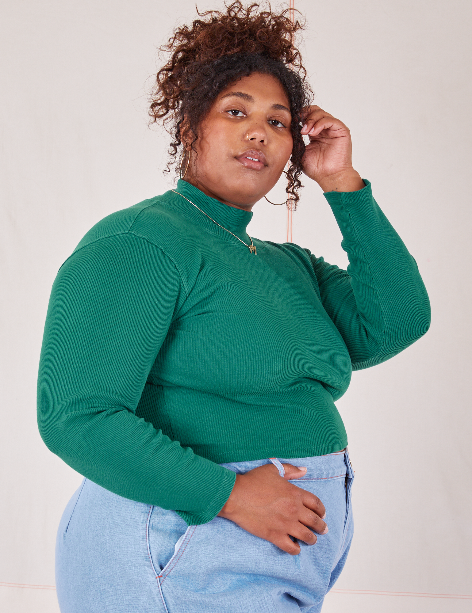 Essential Turtleneck in Hunter Green side view on Morgan