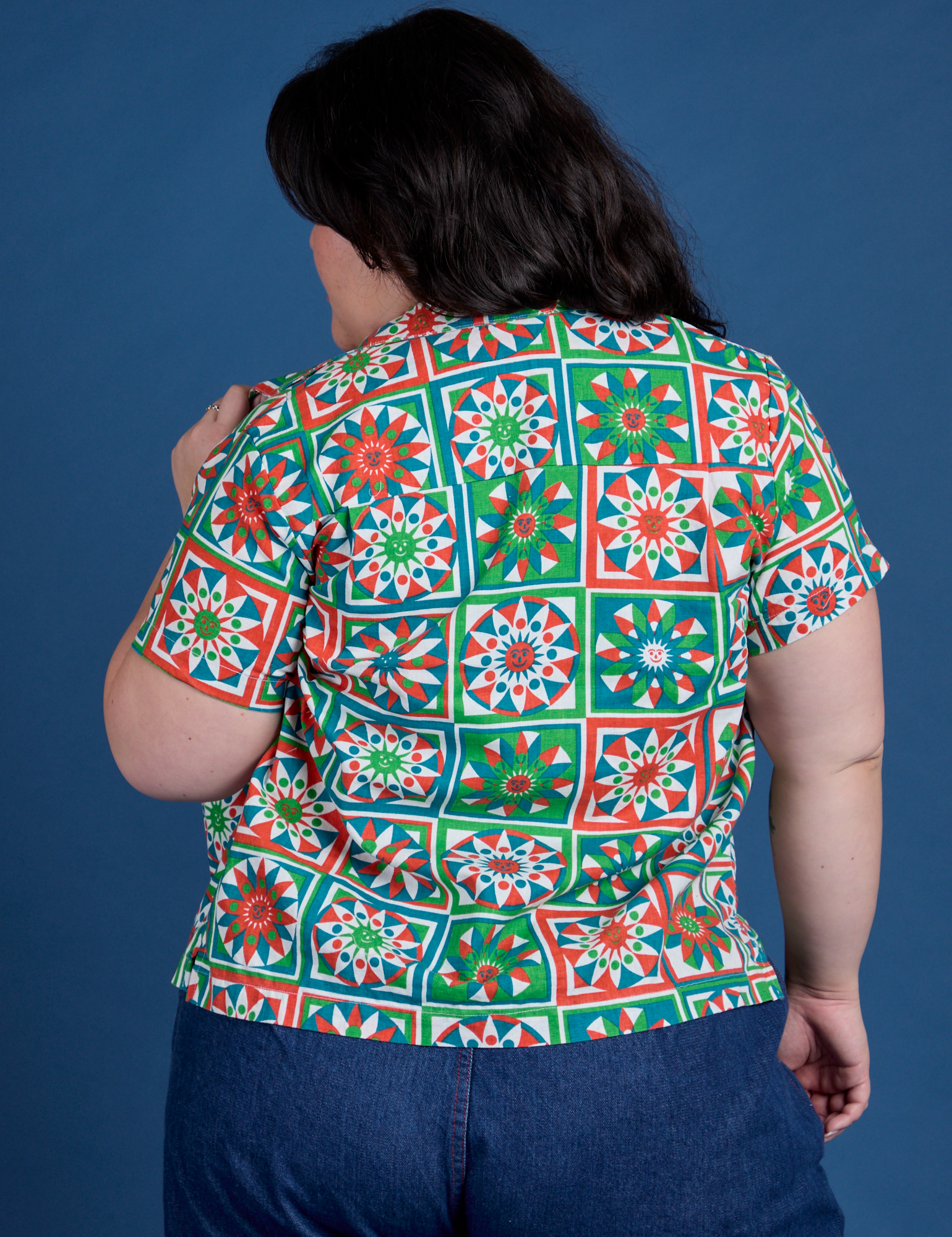 Quilt Print Pantry Button-Up back view on Ashley