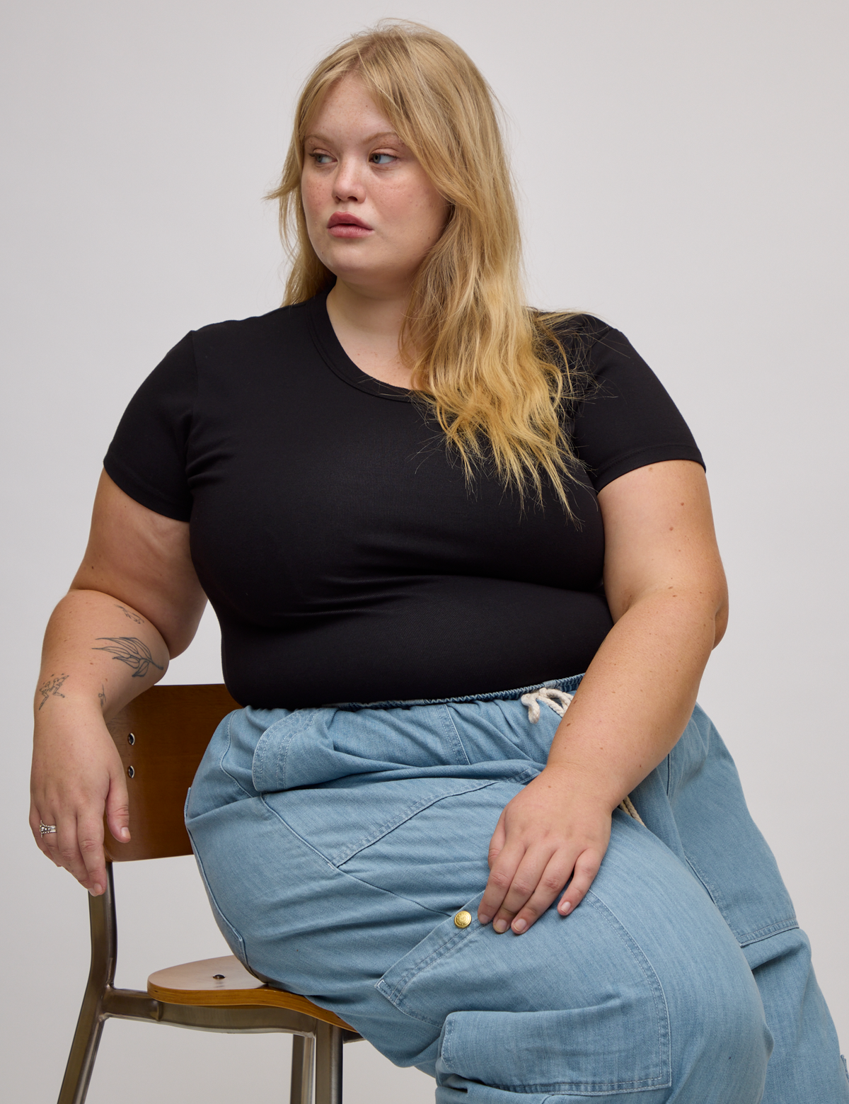Baby Tee in Basic Black on Juliet