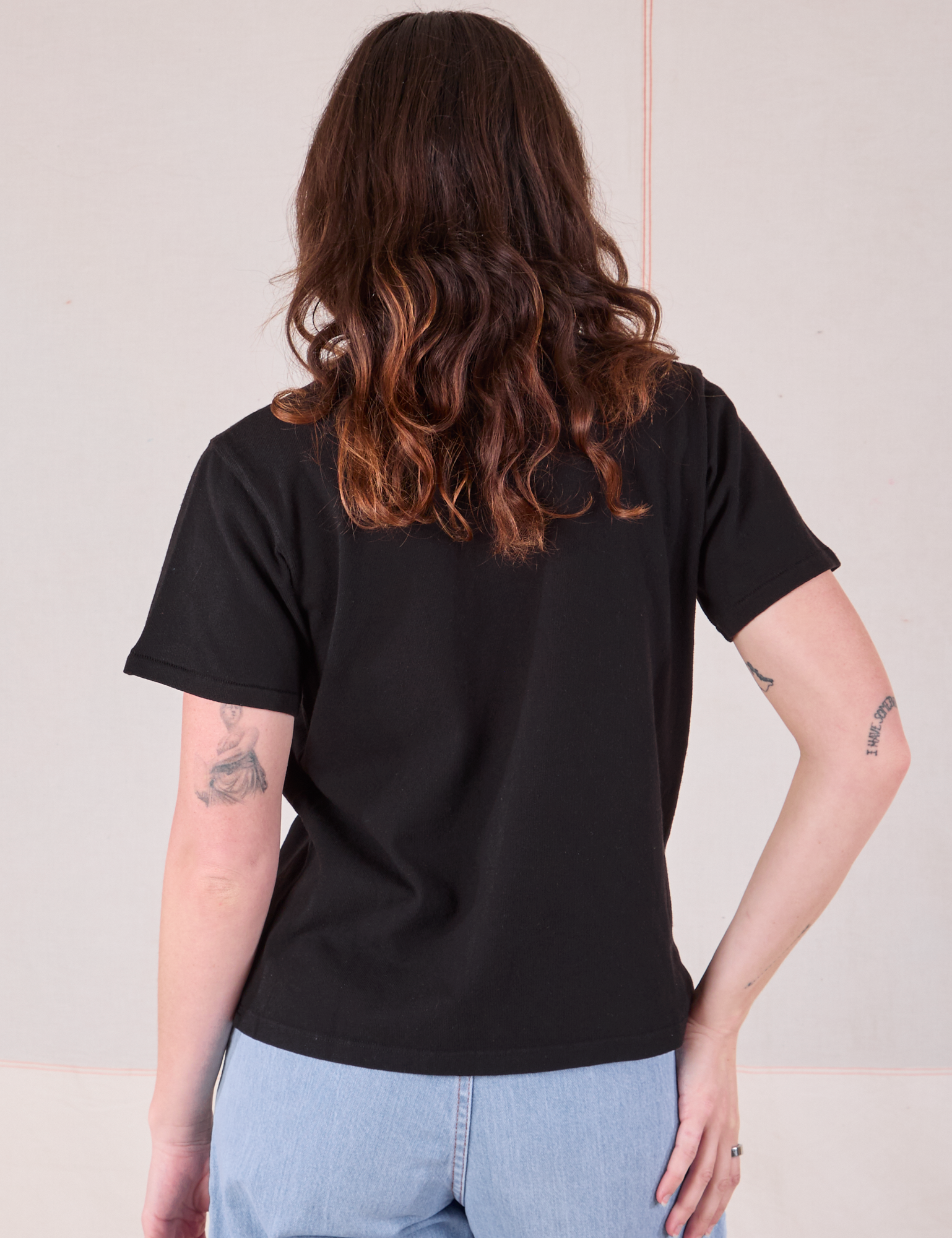 Burly Tee in Basic Black back view on Alex