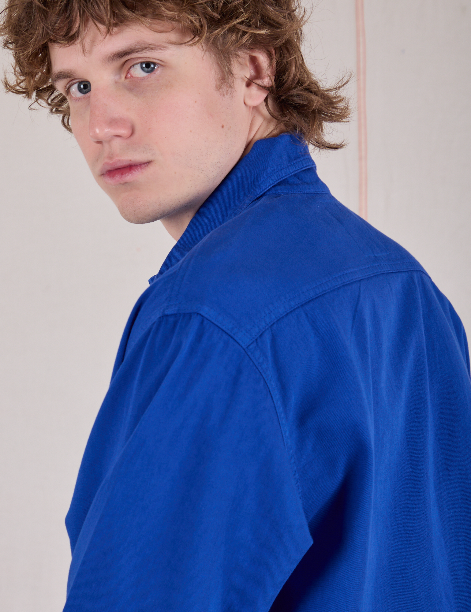 Cropped Overshirt in Royal Blue shoulder close up on Quinn