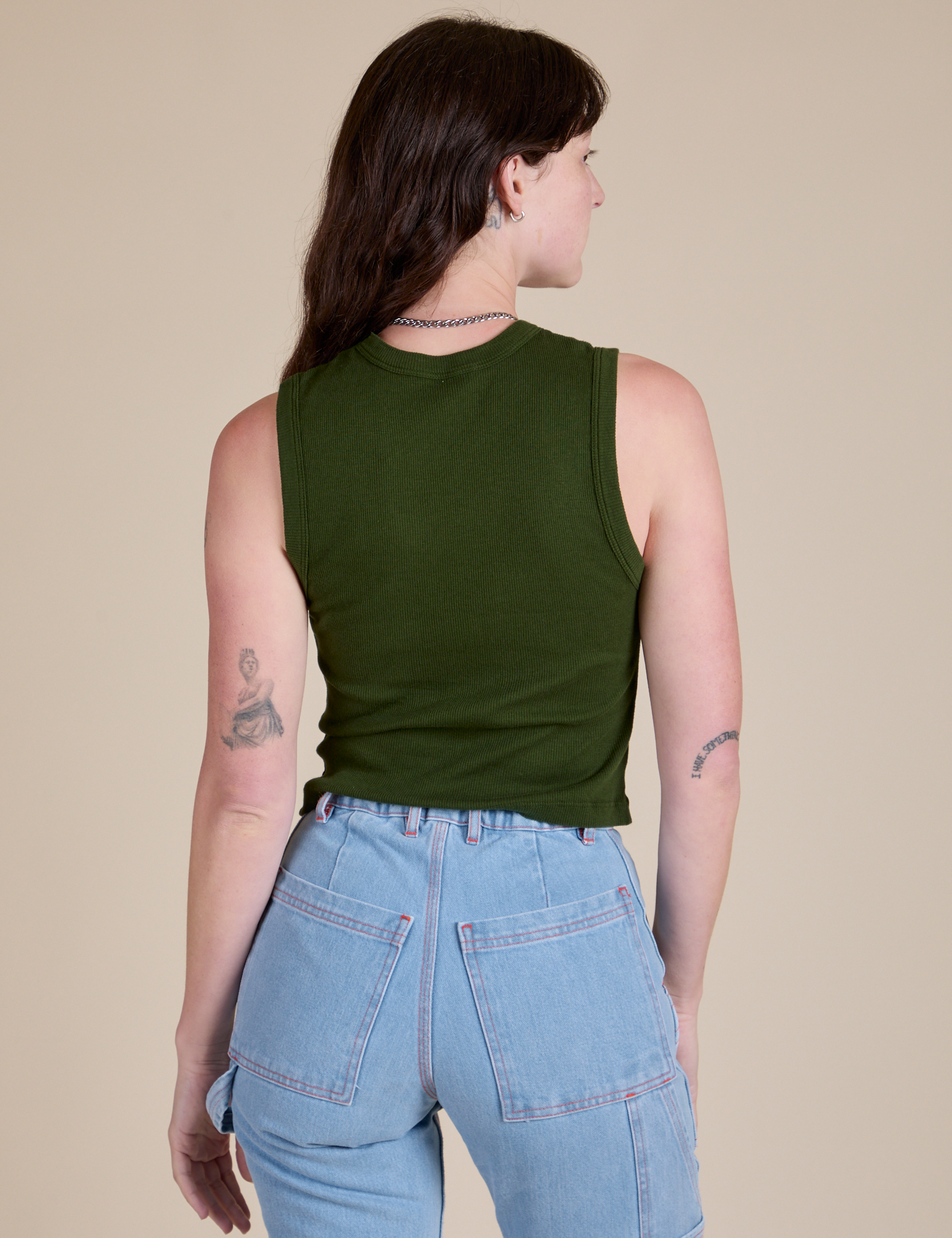 Muscle Tee in Evergreen back view on Alex