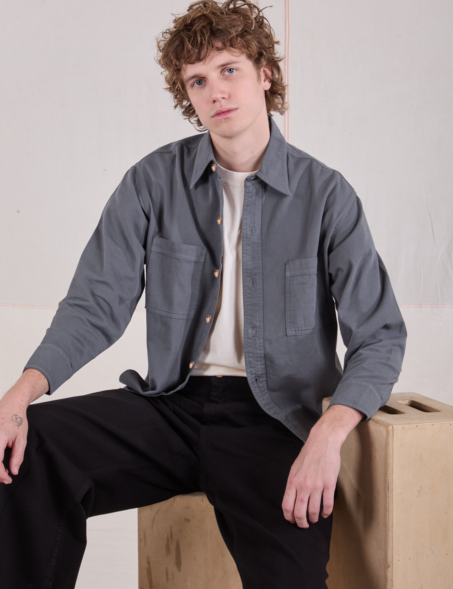 Cropped Overshirt in Slate Grey worn by Quinn