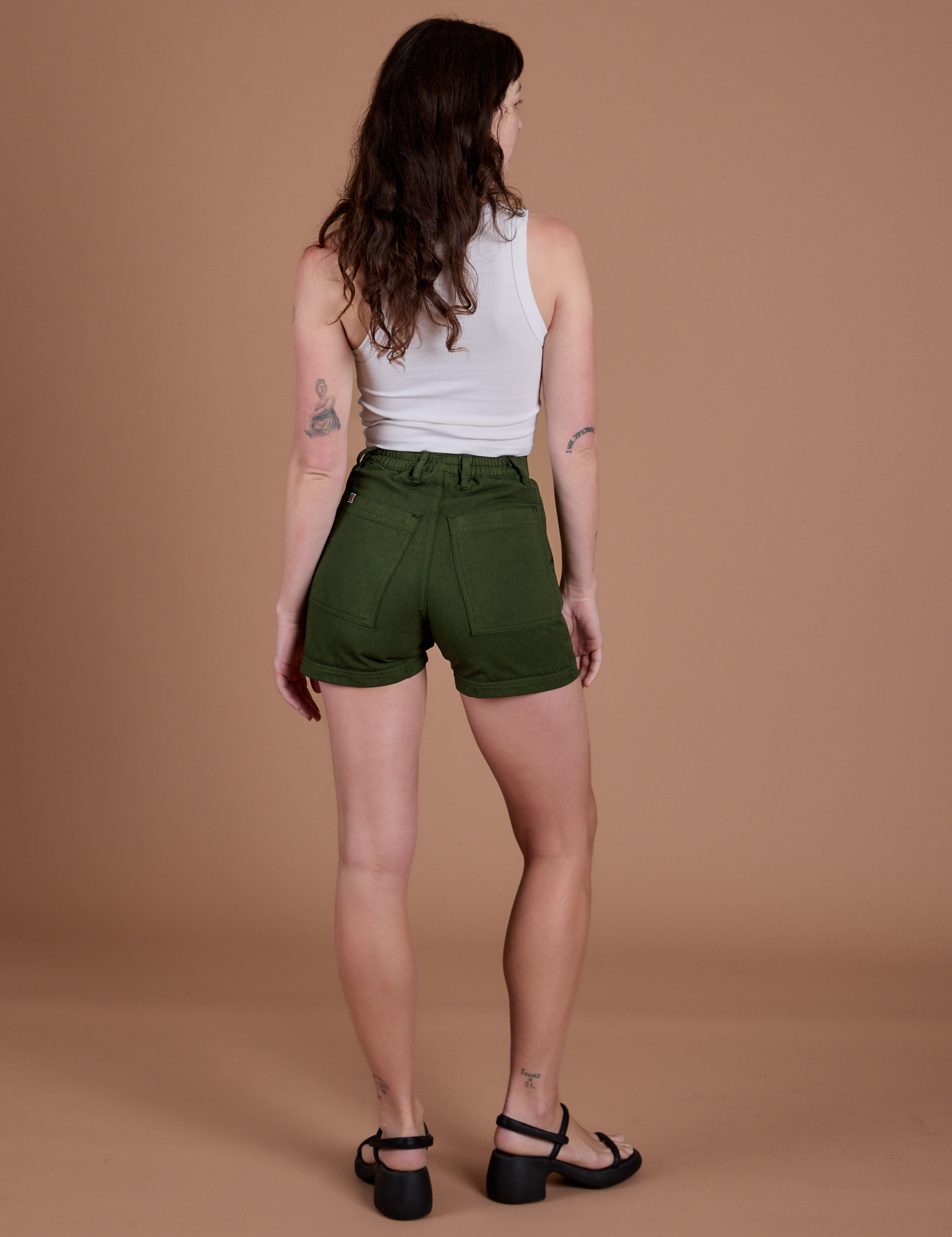 Back view of Classic Work Shorts in Evergreen on Alex