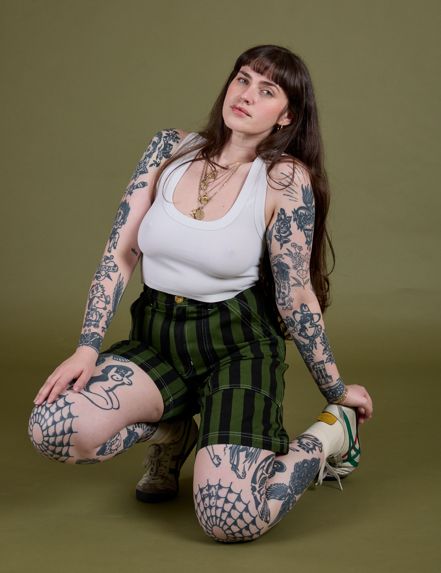 Longline Work Shorts in Evergreen and Cropped Tank in Vintage Tee White on Sydney