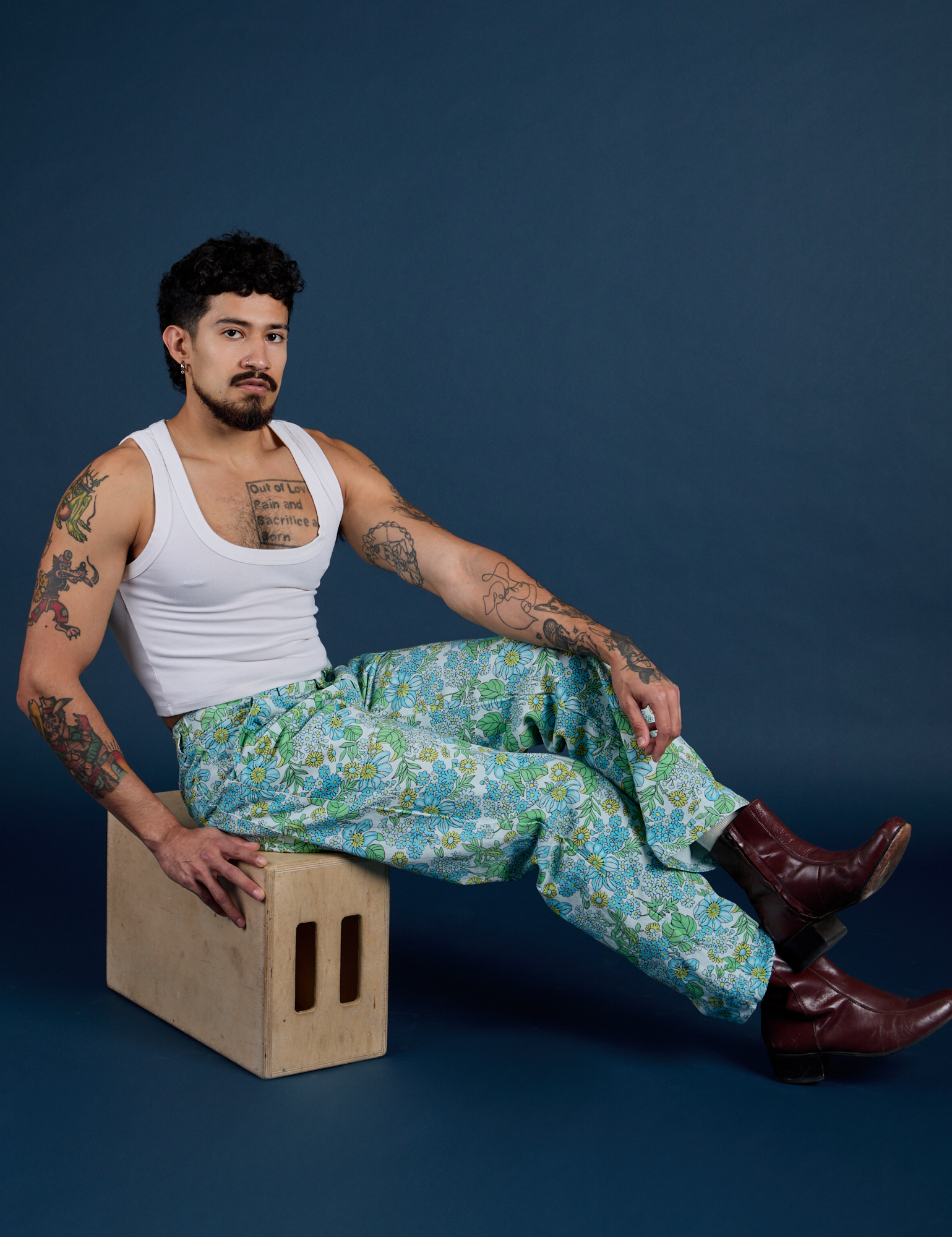 Winter Floral Print Work Pants and vintage tee white Cropped Tank worn by Jesse